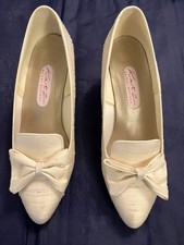 Raw Silk, Katz Wedding Shoes size 5.5 worn once very good condition