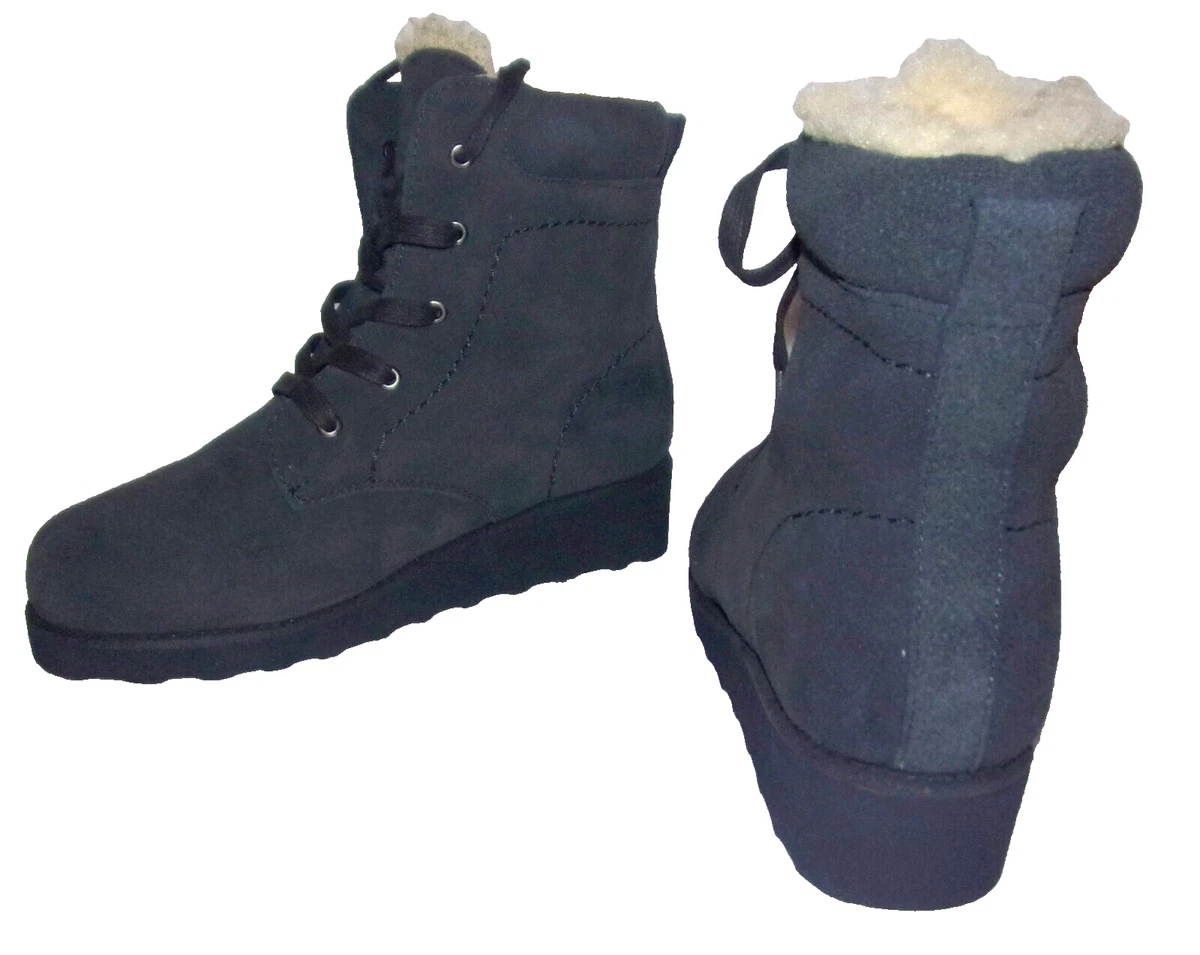 BEARPAW PHOEBE NAVY SUEDE HIKER BOOTS 7 M