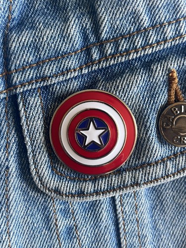 Marvel Captain America Shield Silver Plated Large Enamel Pin - Excellent Cond - 第 1/3 張圖片
