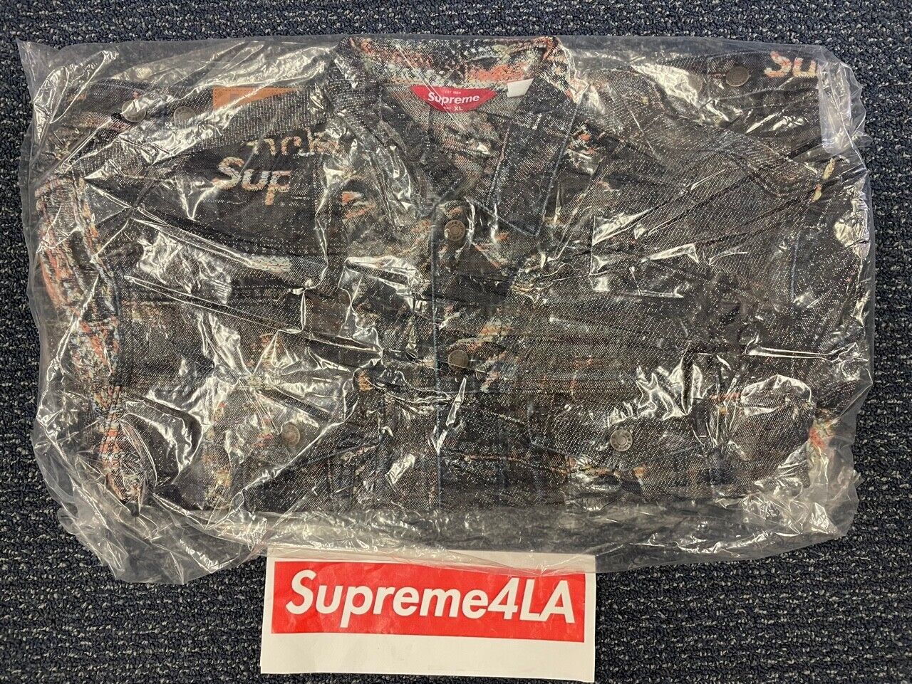 Supreme Archive Denim Jacquard Trucker Jacket Blue XL