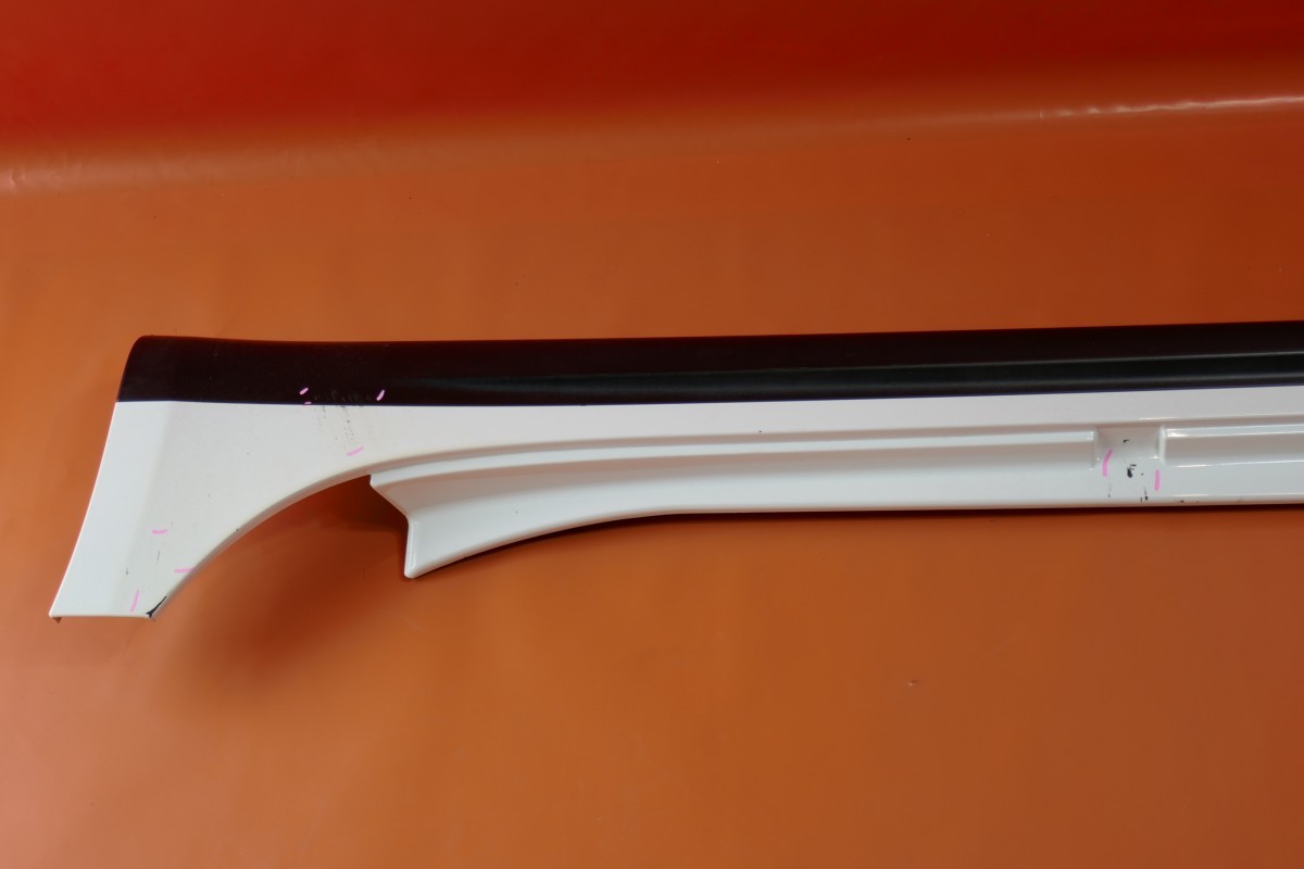 Maserati Ghibli 2014-2017 Left Rocker molding White P/N 67002666200