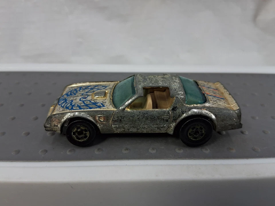 Hot Wheels Gold Ones Hot Bird Pontiac Firebird Trans Am Gold Die Cast Hong Kong - Image 2 of 4