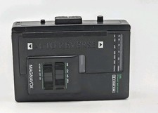 Magnavox AQ6598/17 Stereo FM/AM/Cassette Player w/ Belt Clip - ONLY RADIO WORKS