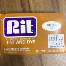 RIT Powder PUMPKIN 31 All Purpose Fabric Dye Discontinued Vintage