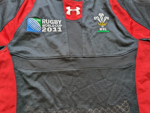 Under Armour Wales Rugby Union Away Jersey Shirt World Cup 2011 Boys Size L - Picture 7 of 18