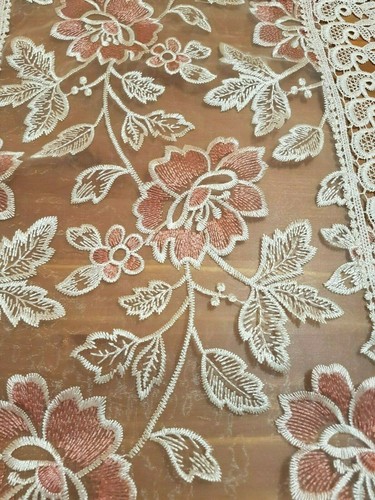 2PCS * Rectangle 40*90cm Embroidered T/Runners(White/RosePink) - Picture 3 of 3