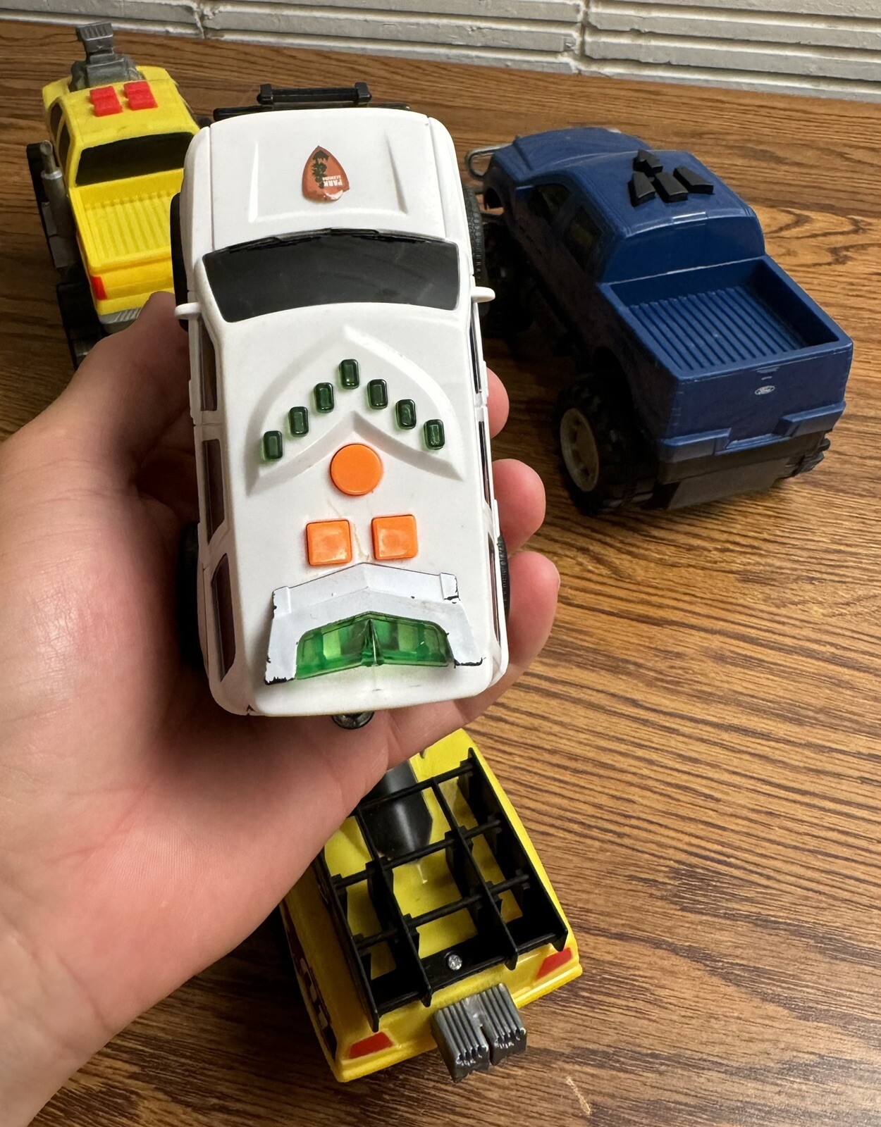 Picture 5 of 18