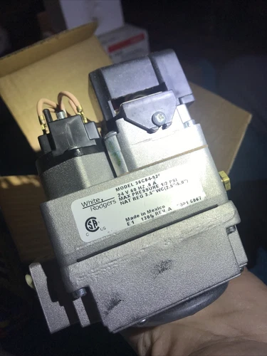 Emerson Universal Replacement Gas Control 36C84-926