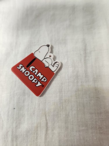 Peluche Snoopy Cedar Fair con etichetta usato in ottime condizioni - Foto 4 di 7