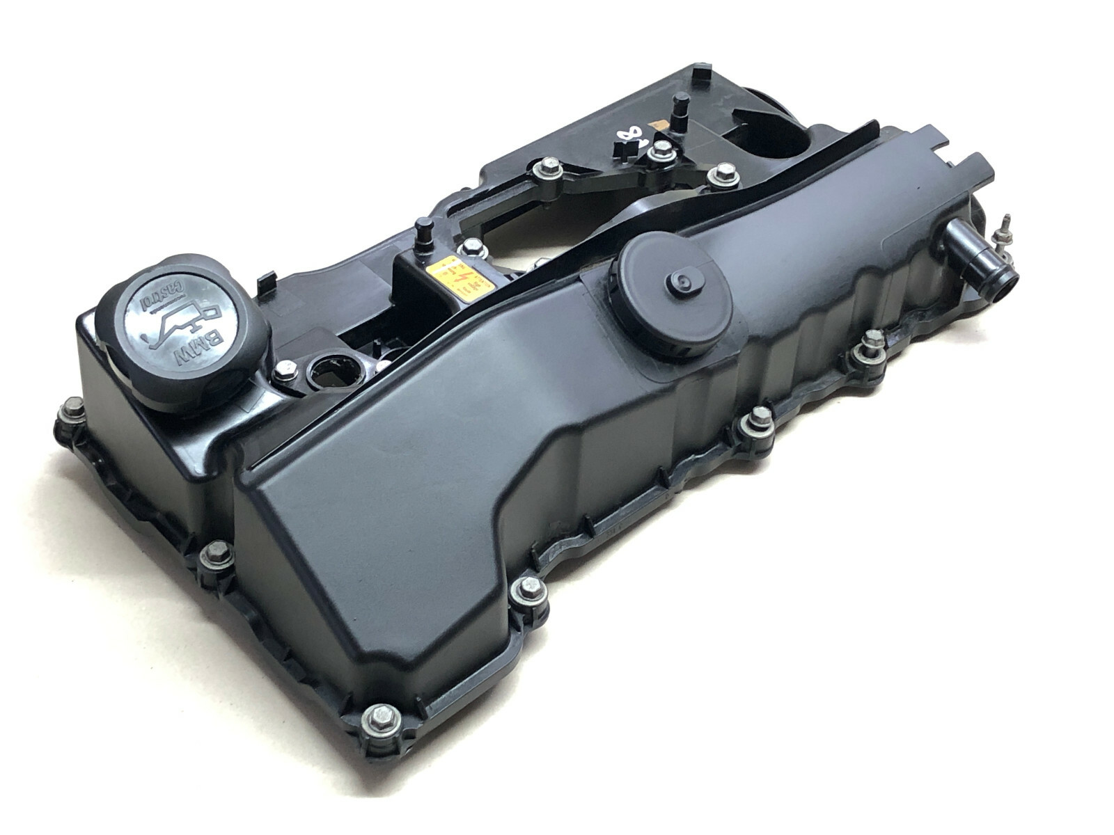 Original BMW Ventildeckel - N46 / N46N E81 E82 E87 E88 E90 E91 E83 