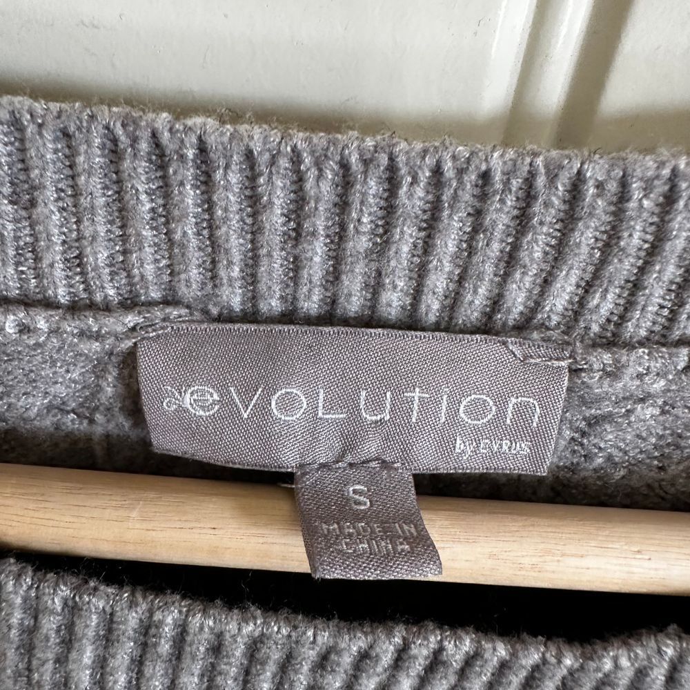 Evolution Gray Cable Knit Asymmetrical Sweater Mo… - image 3