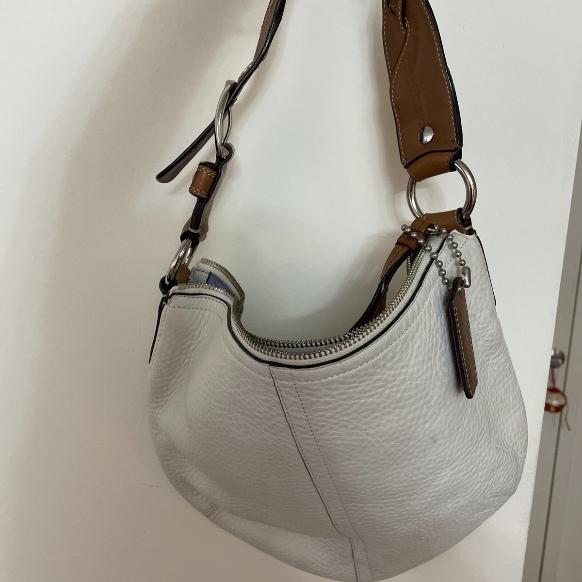 バッグ Coach Vintage Leather Hobo Shoulder Bag s-l1200.jpg