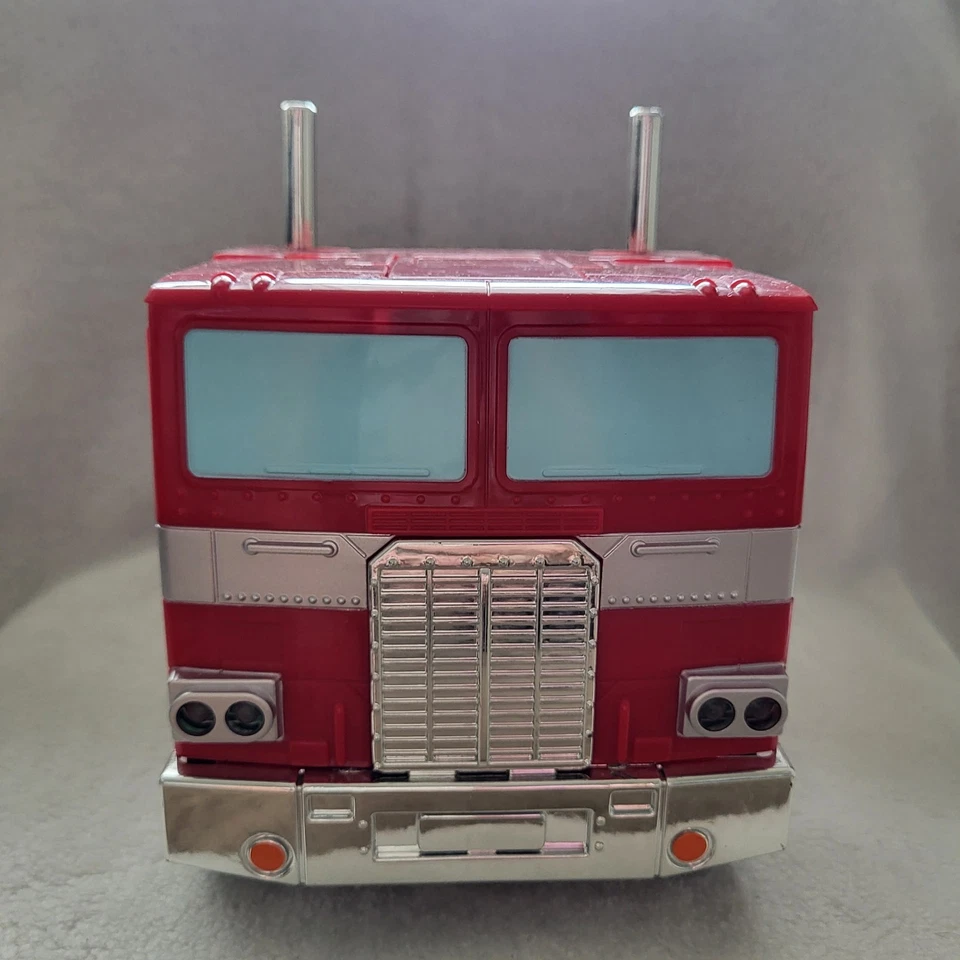 Transformers G1 Optimus Prime 12 Inch Converting Lights Jada Toys No Remote RC - Image 2 of 4