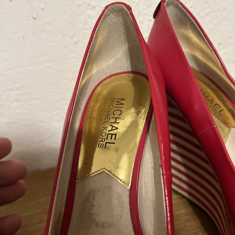 Michael Kors Adalia Rojo Patente Delgado Rayas Punta abierta Plataforma Cuñas talla 6 1/2 Foto 3 de 4