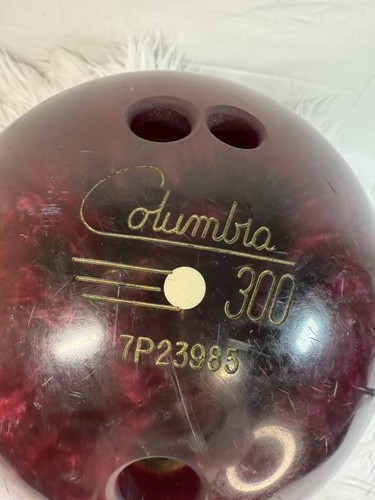 Vintage Columbia 300 Red/Black Marble Swirl Bowling Ball 10 lb 12oz White Dot - Picture 2 of 6
