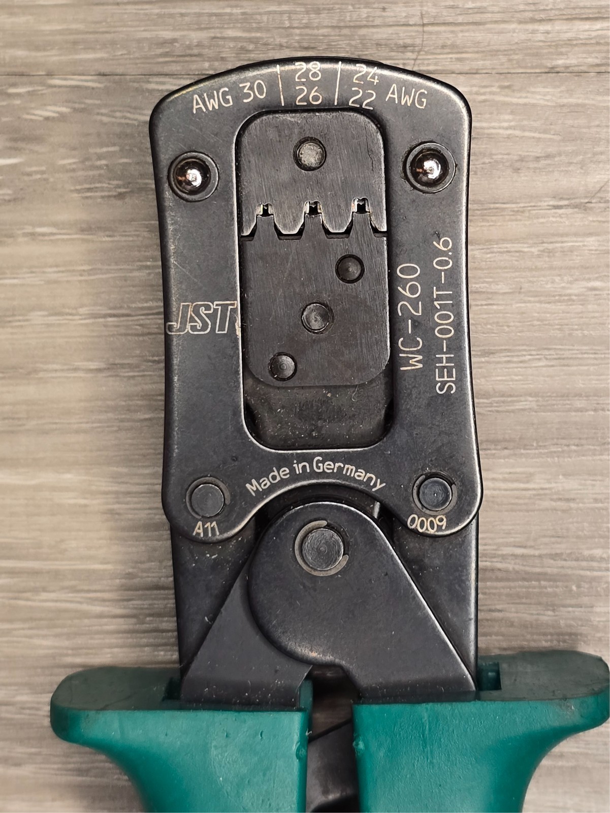 JST WC-260 TOOL HAND CRIMPER - USED GOOD CONDITION.