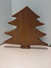 Christmas Tree Shaped Wood Cheese Cutting Charcuterie Board, Medium Brown