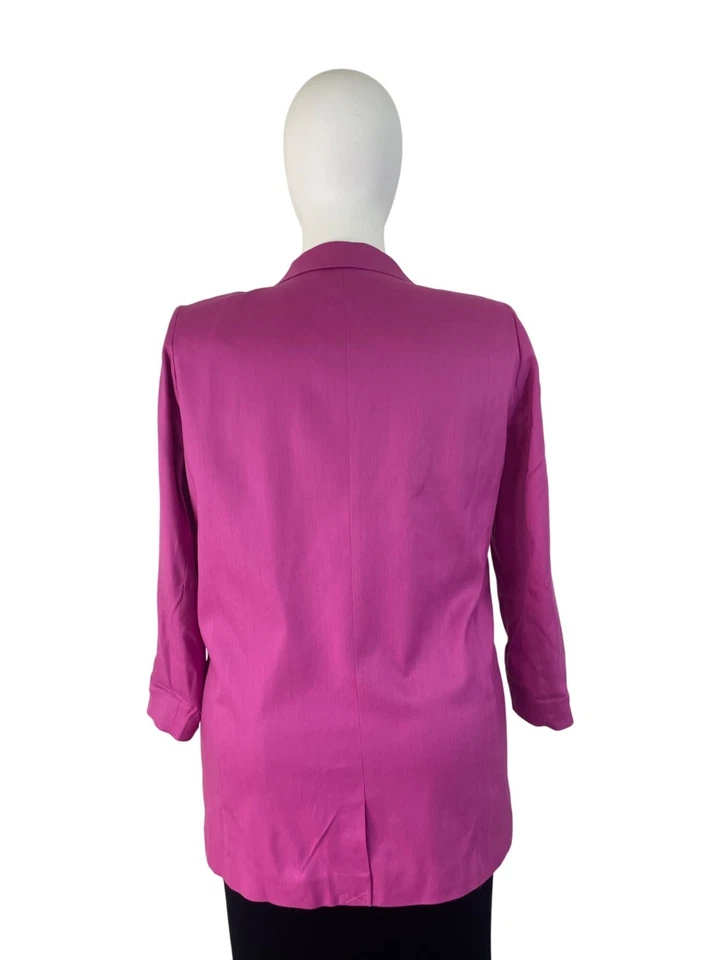 Женский однотонный блейзер Twiggy Pink на пуговицах с длинным рукавом офисный шик размер XL - Изображение 4 из 4