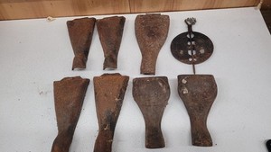 LOT OF 7 VINTAGE CAST IRON LEGS REPURPOSE SALVAGE WOOD STOVE OTHER