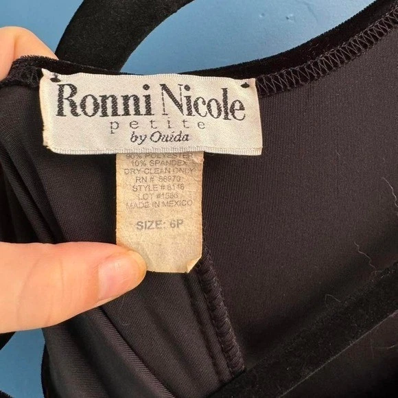 Vintage 90s Velvet Maxi Dress Women's Size 6 Petite Black Ronni Nicole Goth - Image 3 of 4