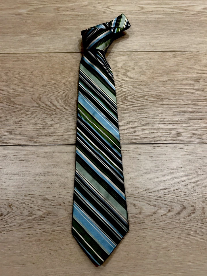 Gravata masculina TED BAKER London 100% seda EUA designer de luxo listrada verde/multi excelente estado usado - Imagem 2 de 4