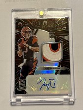 2020 Panini Spectra - Aspiring Patch Auto Joe Burrow #1 Hyper Prizm /30 (RC)