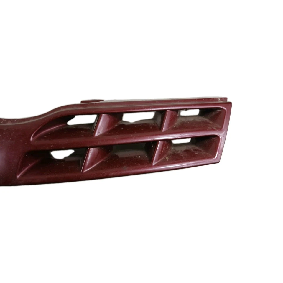 Ford Falcon 2001 AU Ute S1 Front Grille Plastic Color Red Upper Grill Cracked - image 3 of 4