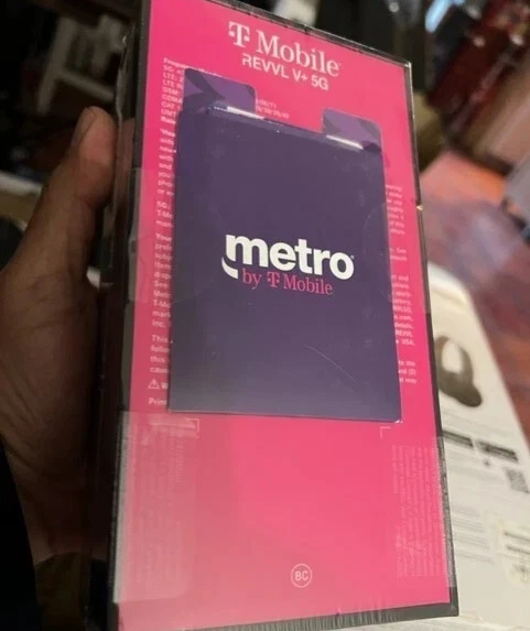 Metro By T-Mobile REVVL V+ 5G 64GB Black Prepaid Smartphone Brand New - Image 2 of 2