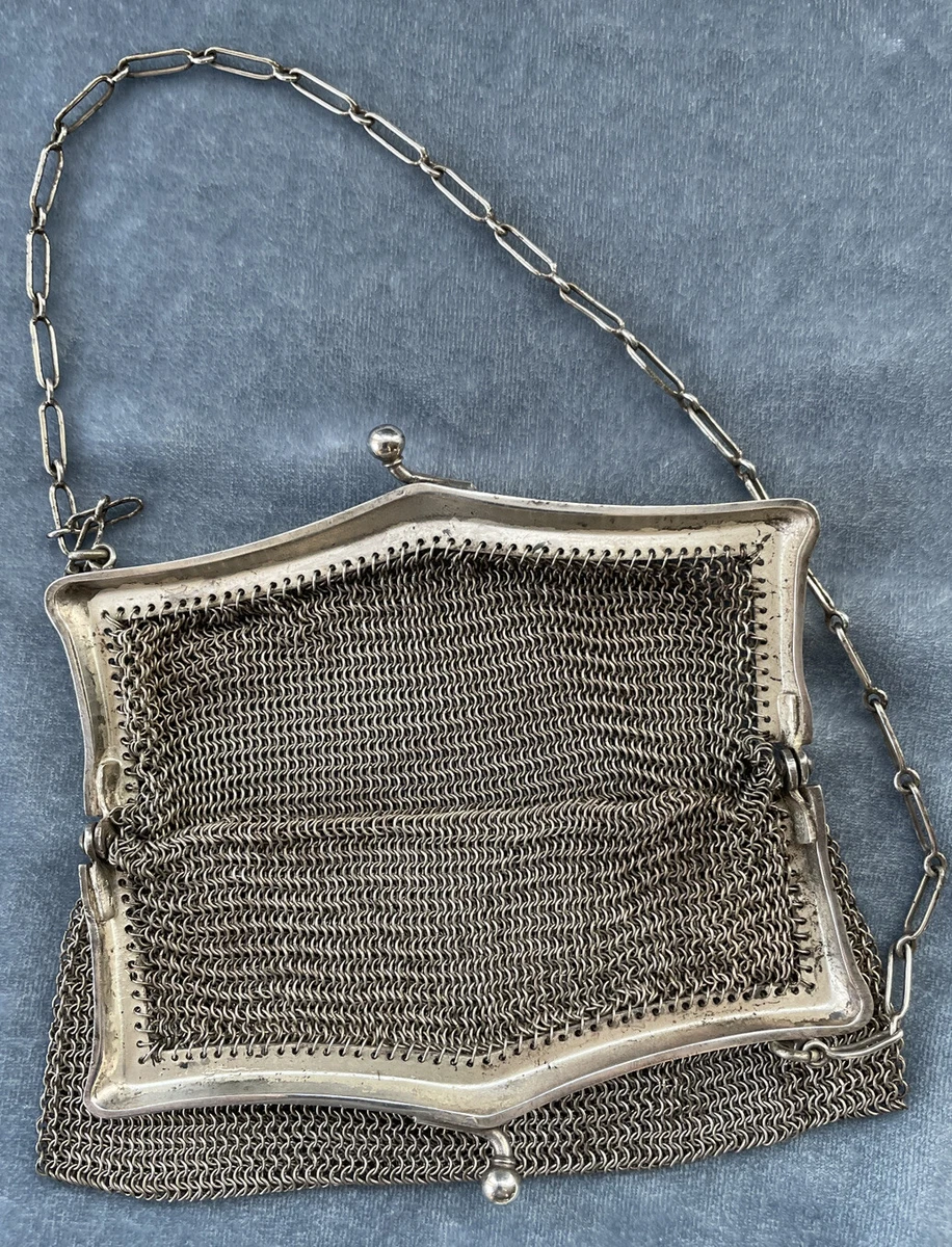 Antique Victorian Silver Chainmail Coin Purse with Kiss Clasp