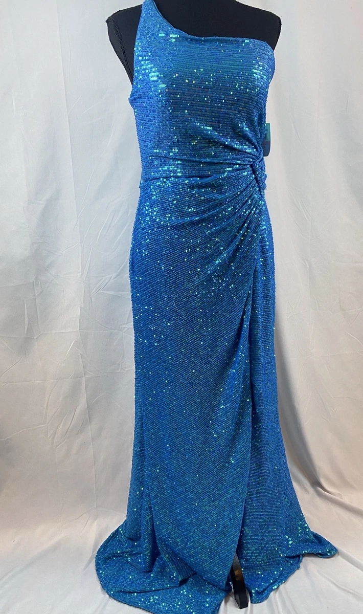 ebay prom dress Selling this Stacees prom dress for $100, originally $204! I believe it's a  small, doesn't say the size. Bought it and it didn't fit. Selling on EBay  and Depop!