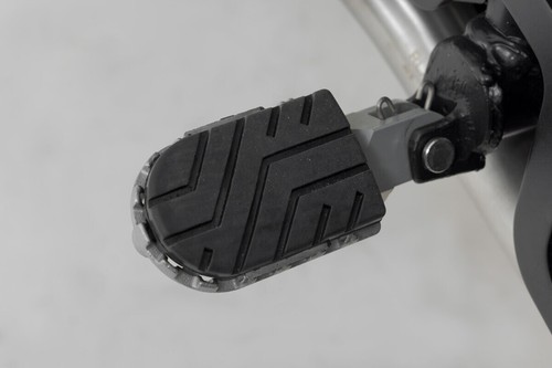 SW Motech Motorcycle ION Footrests Kit to fit Royal Enfield Himalayan / Scram - Picture 2 of 4