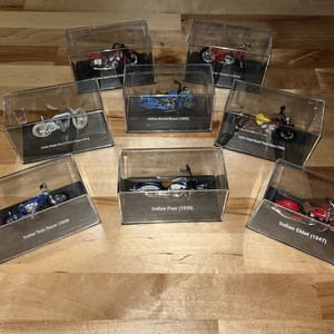 Indian Motorcycle 1:32 Scale Model Diecast Lot Of 8 - Scout / Chief / Racer Read