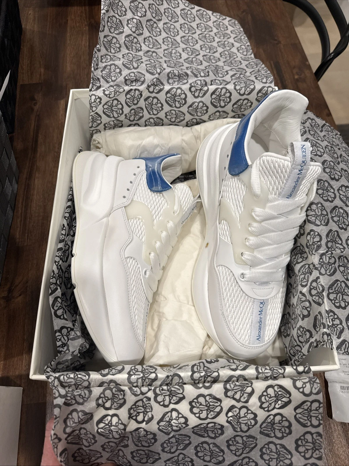 Alexander McQueen — alexander mcqueen oversized runner