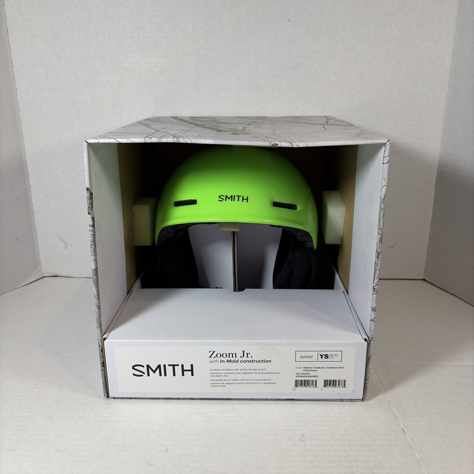 Smith  Zoom Jr With In-Mold Construction Helmet  Size Junior