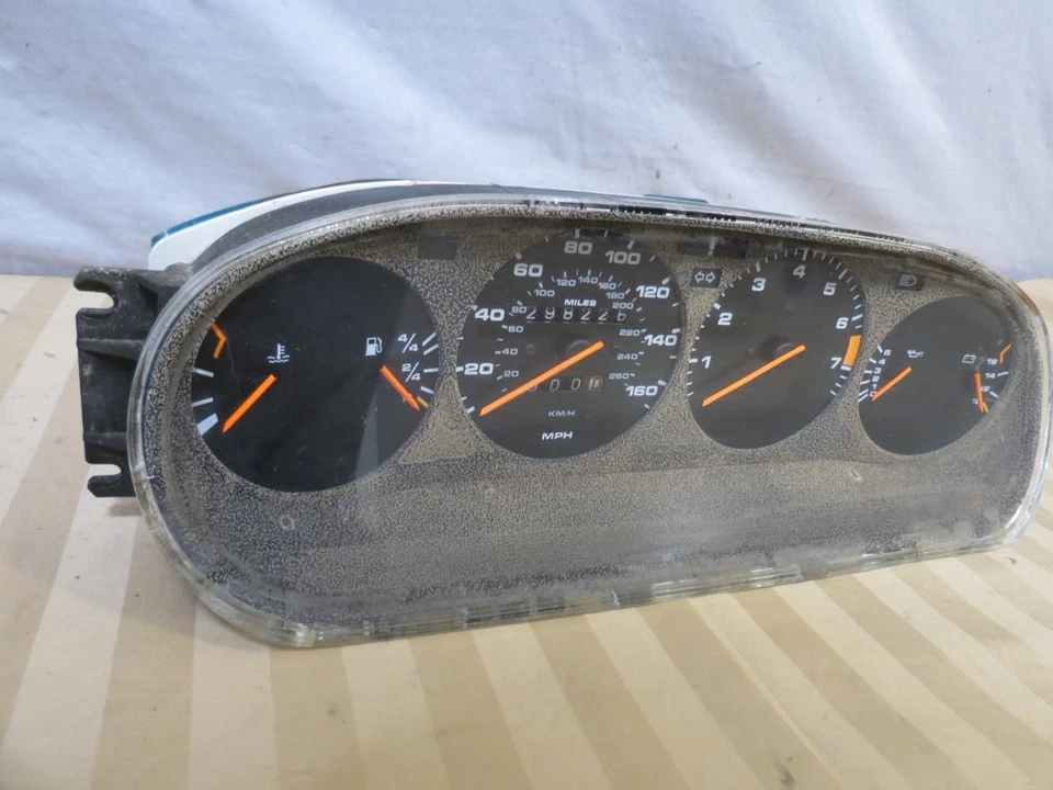 85 86-88 Porsche 944 Instrumento Velocímetro 160 MPH 298k 944641311 94464131126 Foto 3 de 4