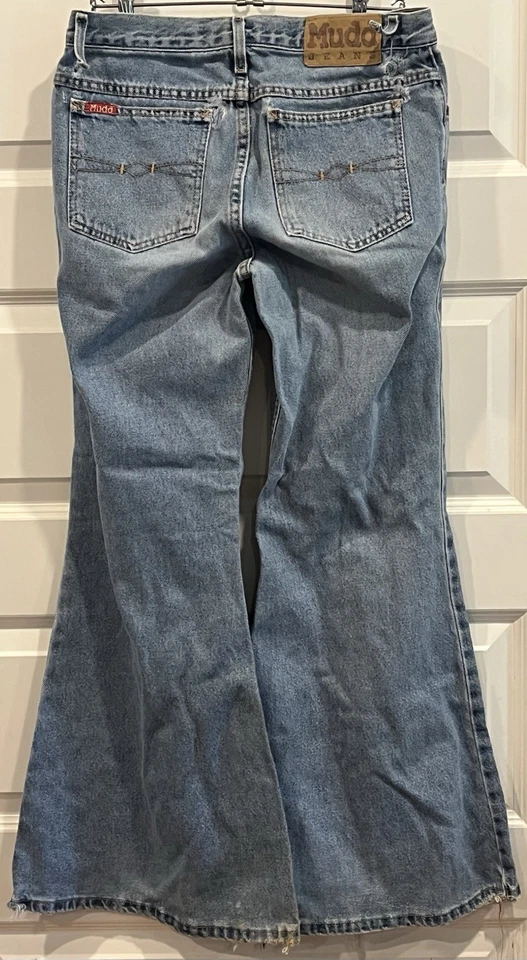 Vintage Woman’s Mudd Denim Flare Bell Bottom Jeans Size 9 - Image 2 of 4
