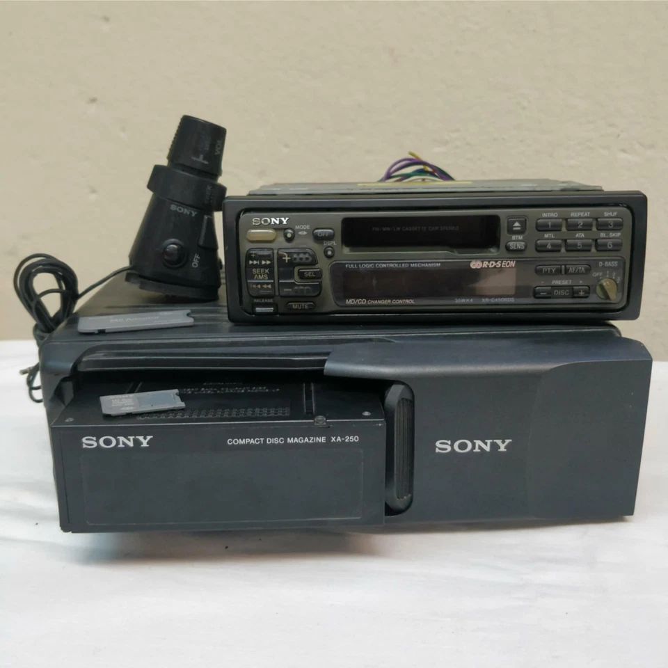 AUTORADIO SONY VINTAGE XR-C450 CON FRONTALINO ESTRAIBILE RADIO CASSETTE 10 CD MD - Immagine 3 di 4