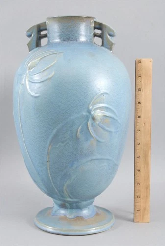 Large Antique 15inch Blue Roseville Art Pottery Teasel Vase 889-15 NO RESERVE