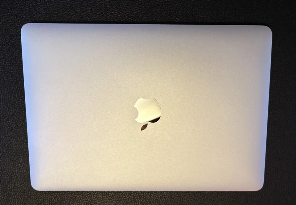 Ноутбук Apple MacBook 12 футов MF855LL/A 2015 8 ГБ RAM 256 ГБ с сетчаточным дисплеем - Изображение 3 из 4