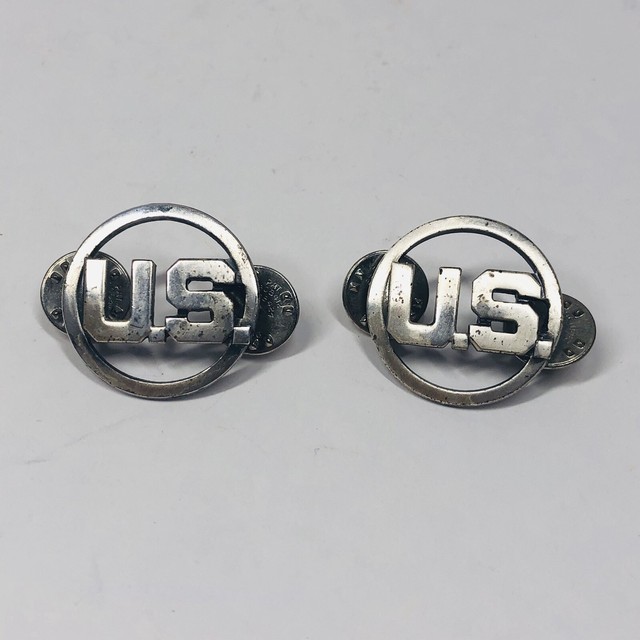 Vintage WWII WW2 US Military Circle Collar Silver Collar Insignia Pins