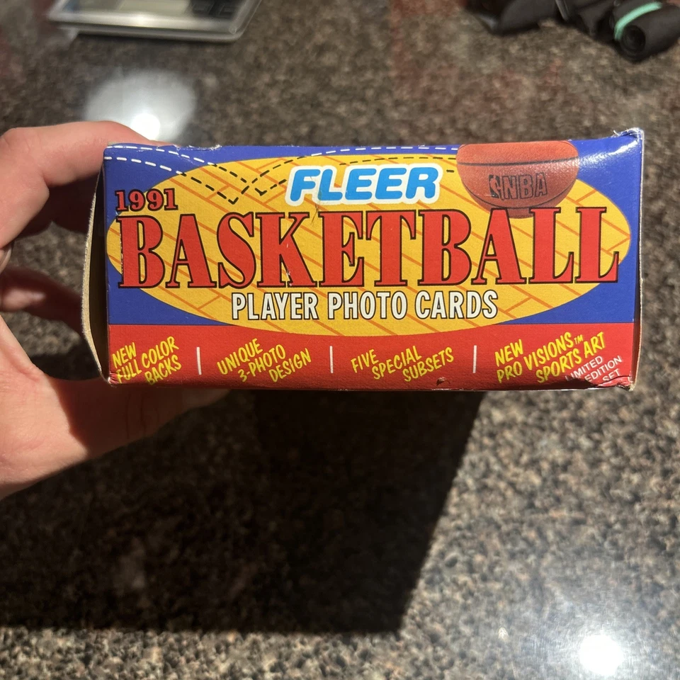 Восковая коробка 1991 Fleer Basketball 36 упаковок в заводской упаковке - Изображение 2 из 4