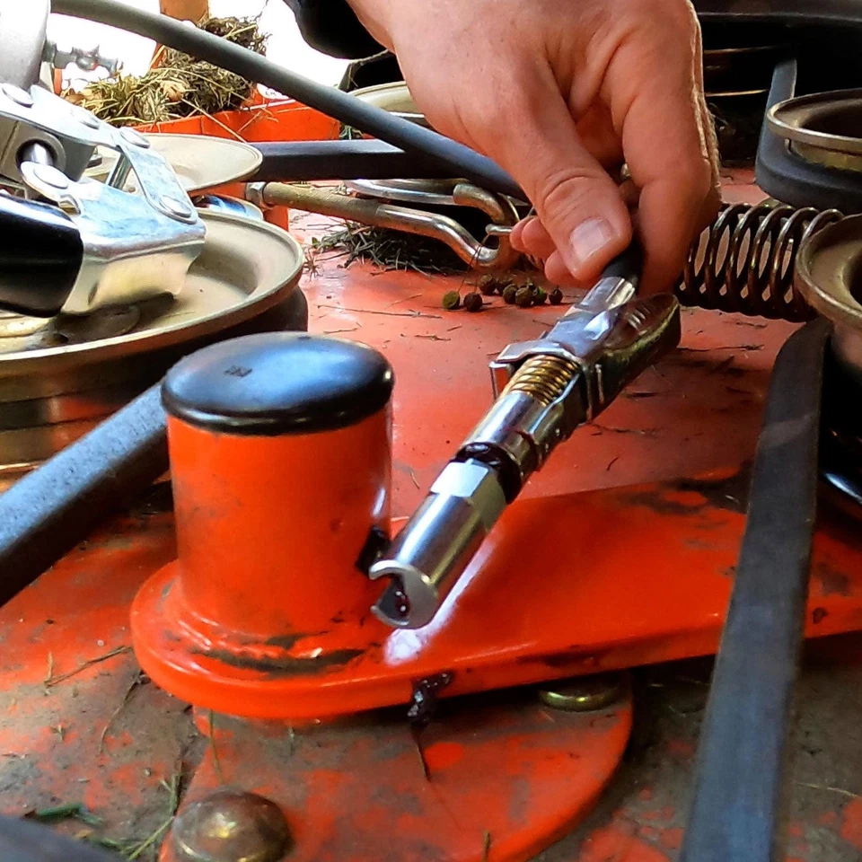 LockNLube Push-On 90° Grease Coupler - Image 2 of 4