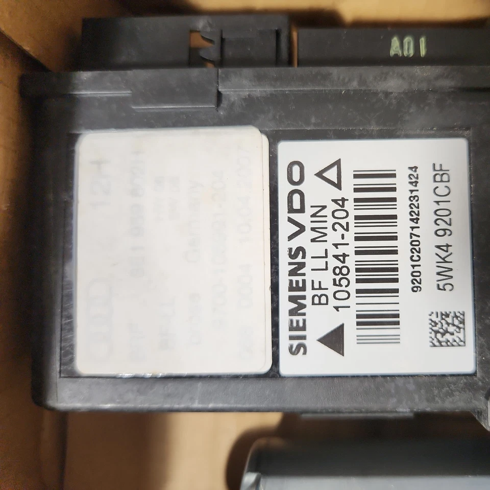 Motor ventana eléctrica pasajero delantero derecho AUDI S4 8E1959802G fabricante de equipos originales Foto 4 de 4