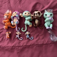 Wowwee Fingerlings Animal Lot of 5 Tiger, Monkeys, Sloth, and Horse