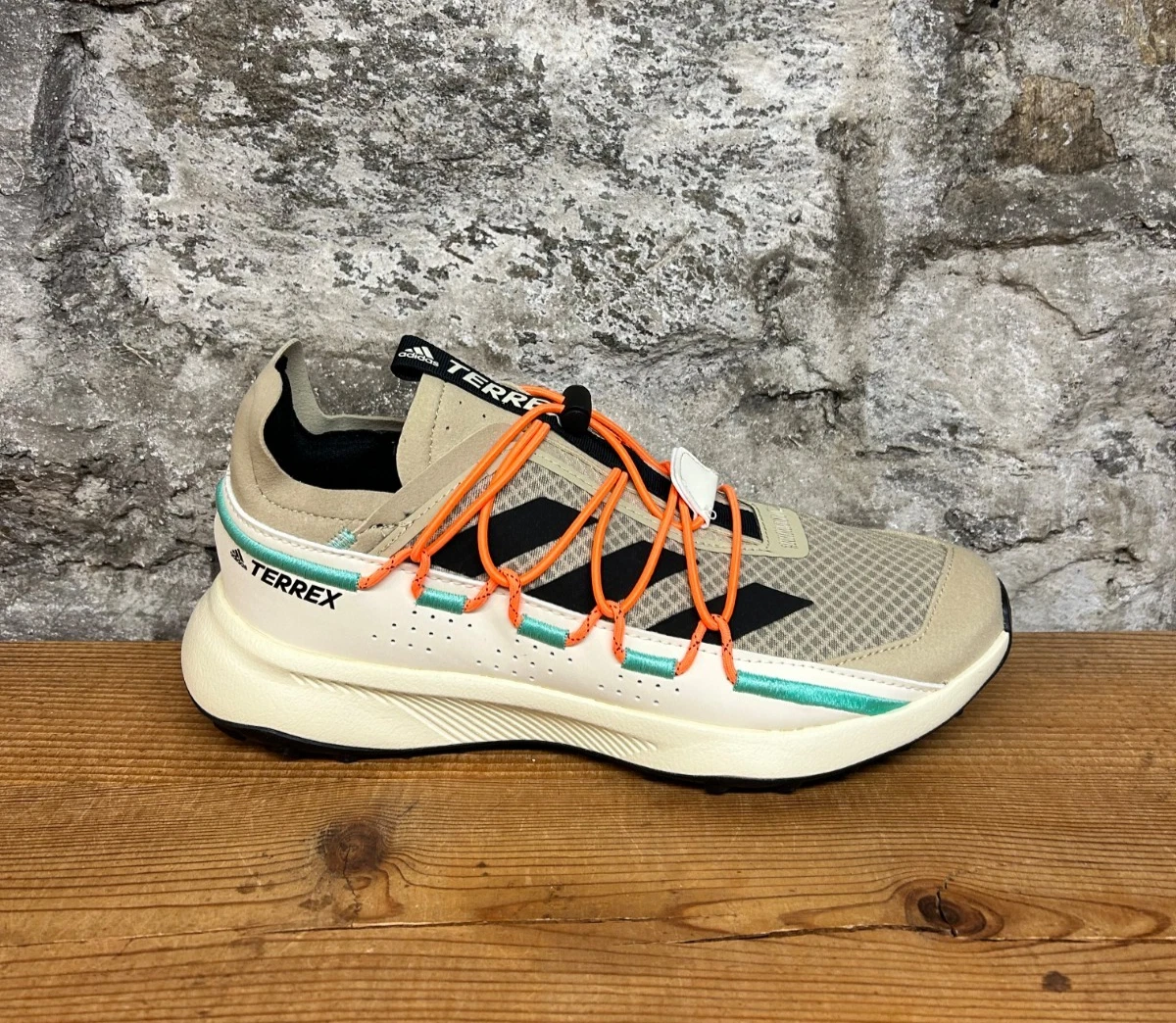 送料無料 新品 adidas TERREX VOYAGER 21 CANVAS adidas Terrex Voyager 21 Travel Sneakers - Green | Free Shipping