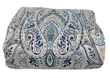 Levtex Home Wentworth Floral Medallion Full/Queen Quilt  Pre-owned -No Shams