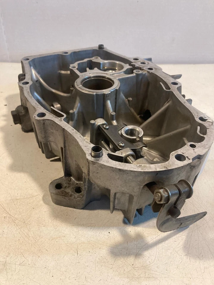 49015-6225 KAWASAKI ENGINE CRANKCASE COVER SUMP - Image 4 of 4