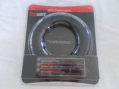 Universal Gigaware GPS Dash mount New In Sealed Package #20533