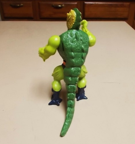 VINTAGE HE-MAN MOTU WHIPLASH ACTION FIGURE MATTEL 1983 - Picture 3 of 3