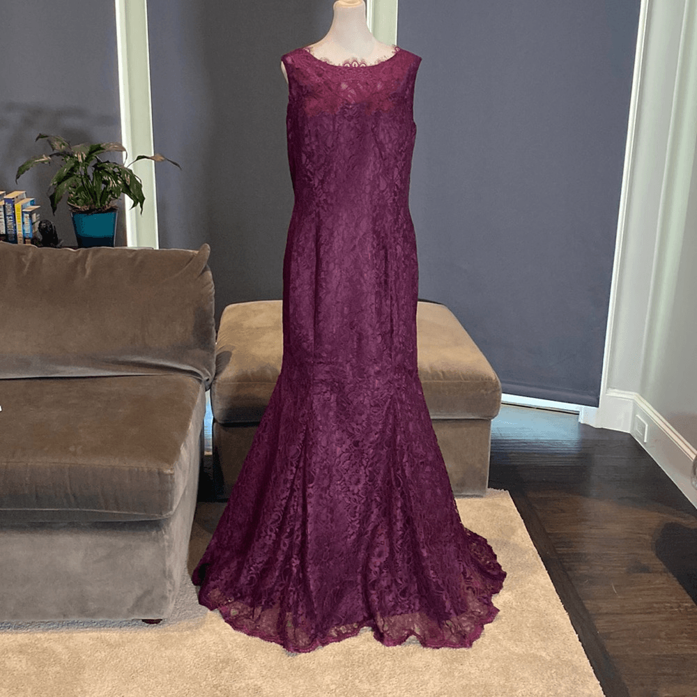 Women's Purple Lace Mermaid Wedding Dress Detachable Train Size 14 NWT | eBay Women's Purple Lace Mermaid Wedding Dress Detachable Train Size 14 NWT | eBay